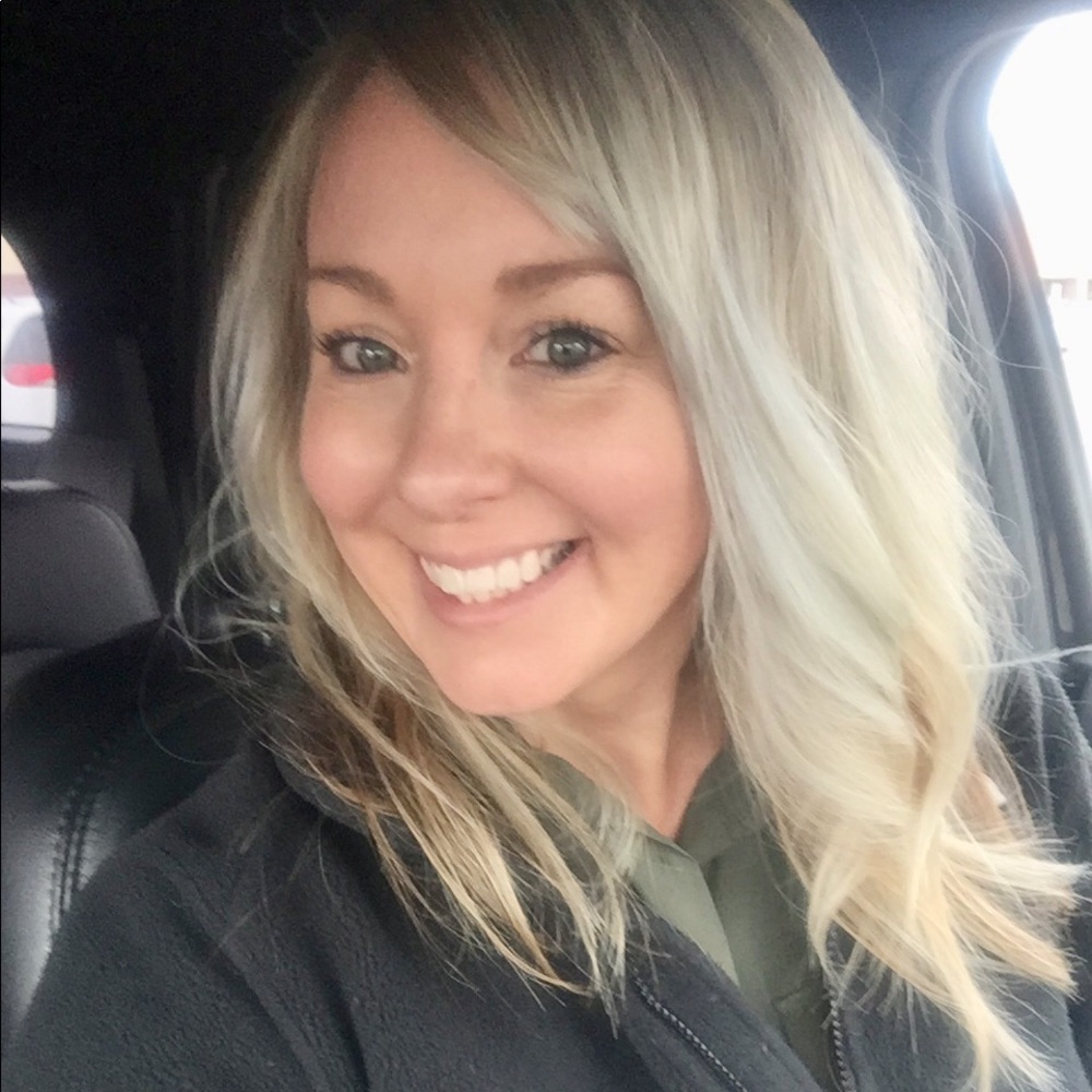 Meet your Posher, Sara